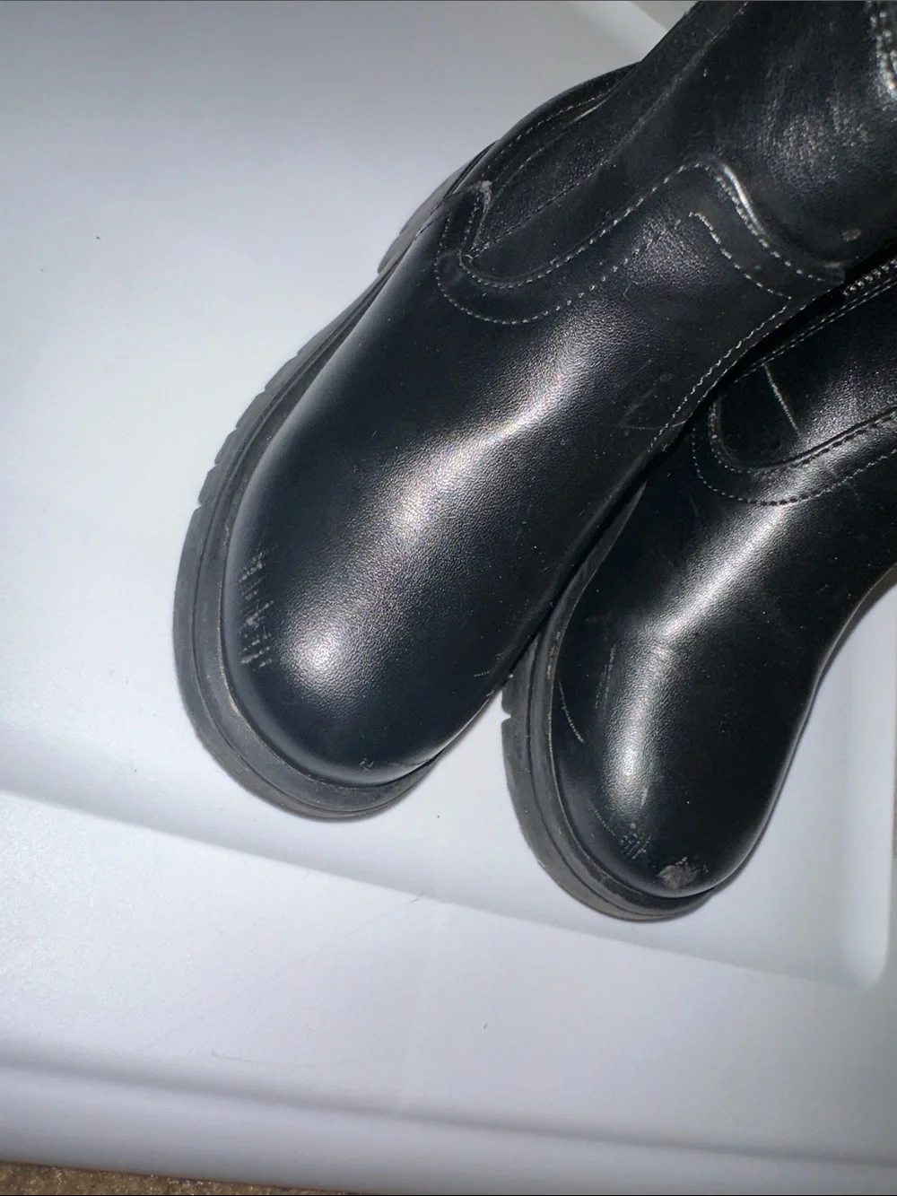 GAP Classic Black Kids Chelsea Boots - Sleek Zip Ankle Boot